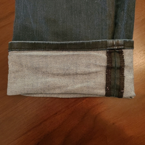 Guess Jeans - Picture 8 of 8